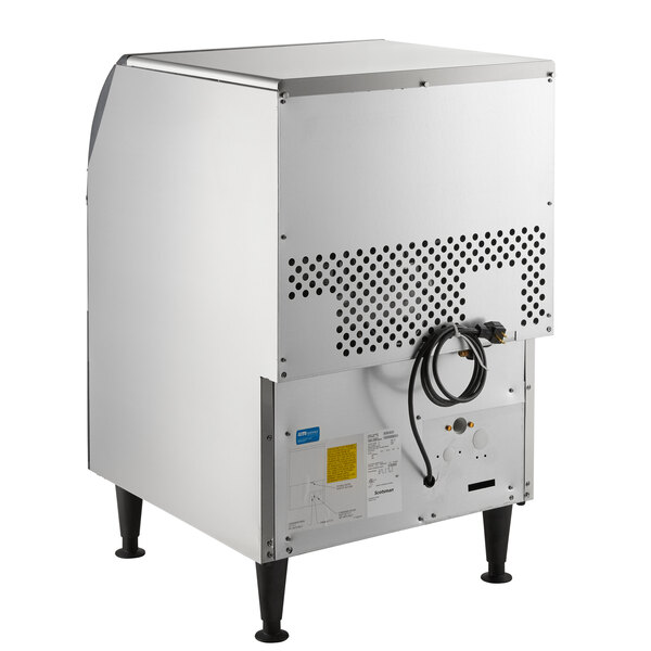 Scotsman UN324A1 24" Air Cooled Undercounter Nugget Ice Machine 340 lb.