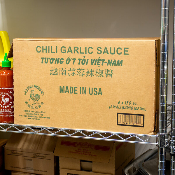 Huy Fong 8.5 lb. Chili Garlic Sauce 3/Case