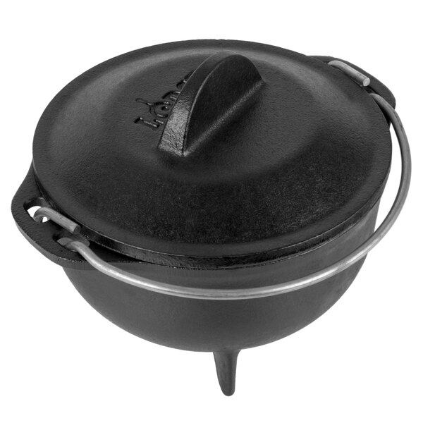 Lodge Cast Iron Country Kettle with Lid | WebstaurantStore