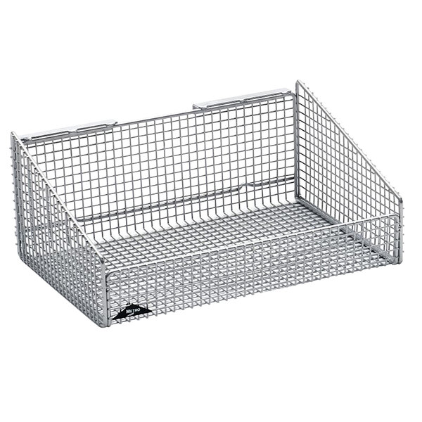 A Metro qwikSIGHT wire mesh basket.