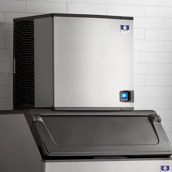 Manitowoc IDT1200A-261 Indigo NXT 30" Air Cooled Dice Ice Machine - 208-230V, 1196 lb.