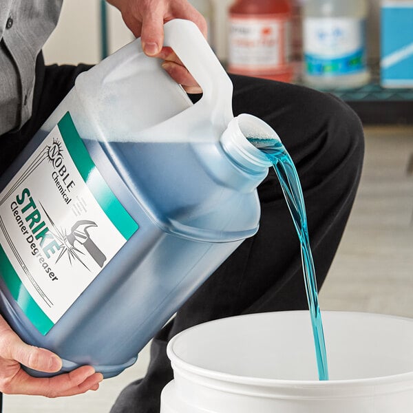 Noble Chemical 2.5 Gallon / 320 oz. Strike All Purpose Concentrated Cleaner Degreaser - 2/Case