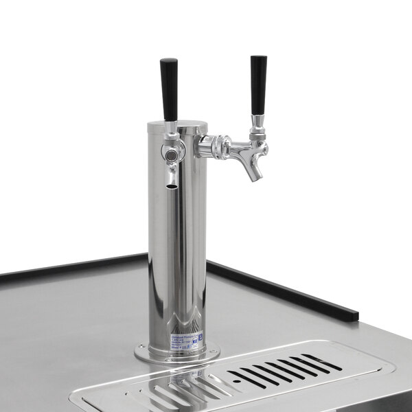 Turbo Air TBD1SBN6 Double Tap Beer Dispenser Black, (1) 1/2 Keg