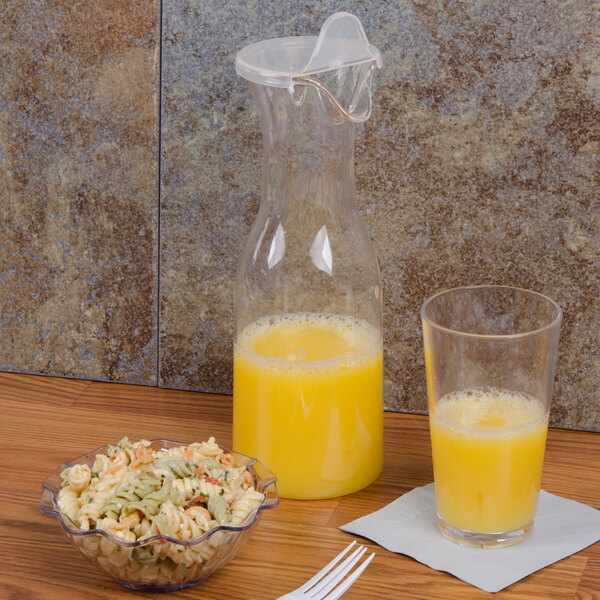 Glass Carafe with Lids. 3 Carafes for Mimosa Bar 36 oz Capacity. 6 Set of 3
