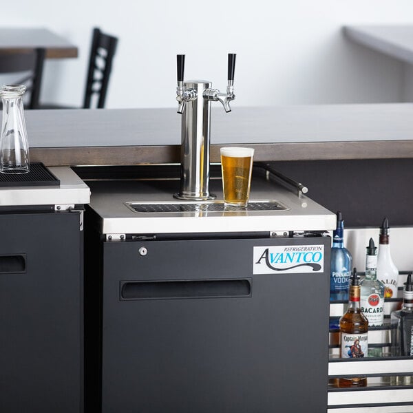 Avantco UDD-1-HC Double Tap Kegerator Beer Dispenser - Black, (1) 1/2 Keg Capacity