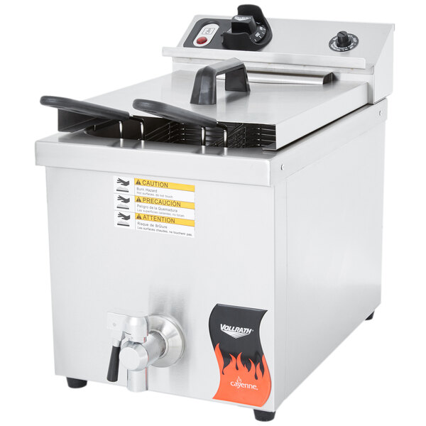 Vollrath 40709 15 lb. Countertop Deep Fryer 208/240V