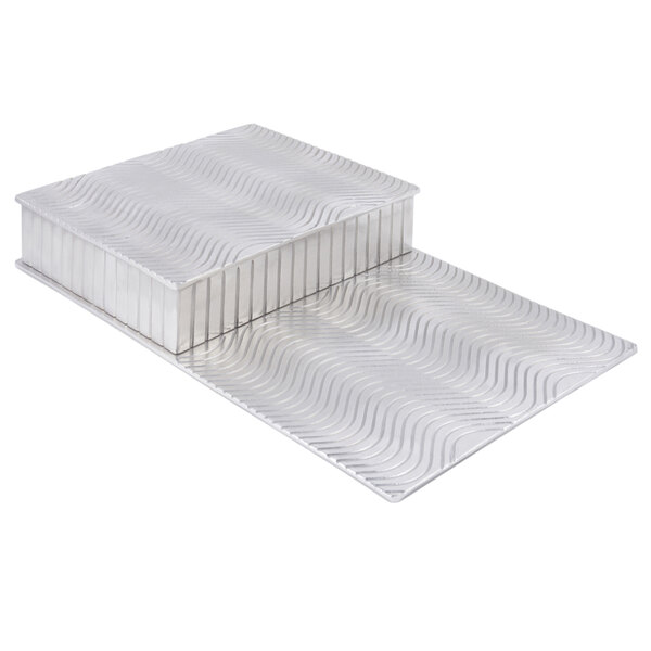 Bon Chef 9717PG Pewter-Glo Swirl Riser Display - 13 1/4