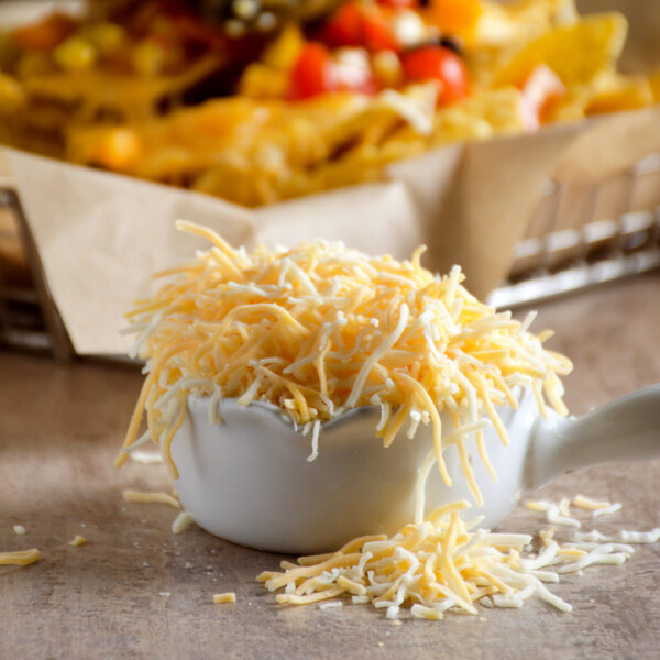 5 lb. Bag Fancy Shred Cheddar and Monterey Jack Cheese Blend 4/Case