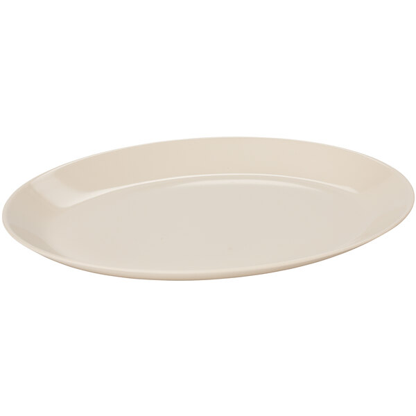 A white Manila melamine oval coupe platter with a small rim.