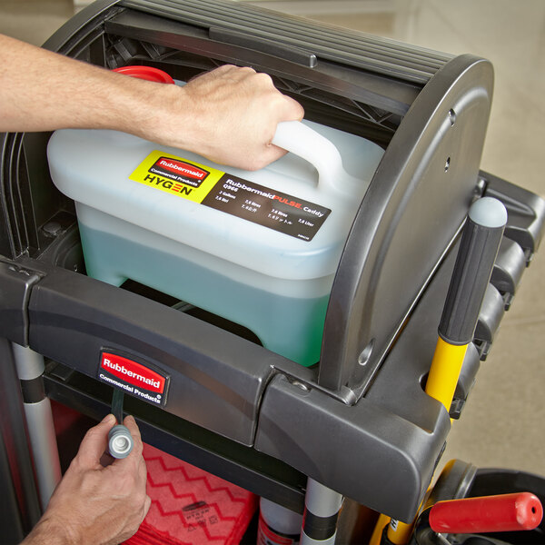 Rubbermaid® Pulse™ Mopping Kit w/2 Pads