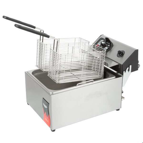 Vollrath 40706 10 lb. Commercial Countertop Deep Fryer 220V