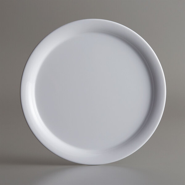 An American Metalcraft Jane Collection white melamine plate with a white narrow rim.