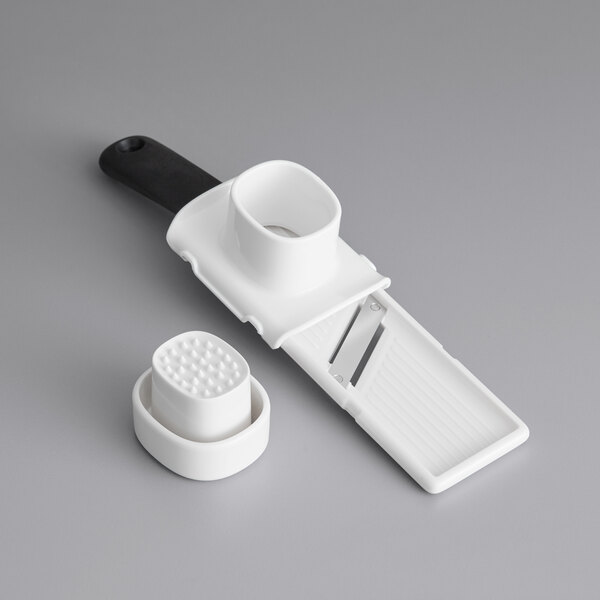 OXO Garlic Slicer staurantStore