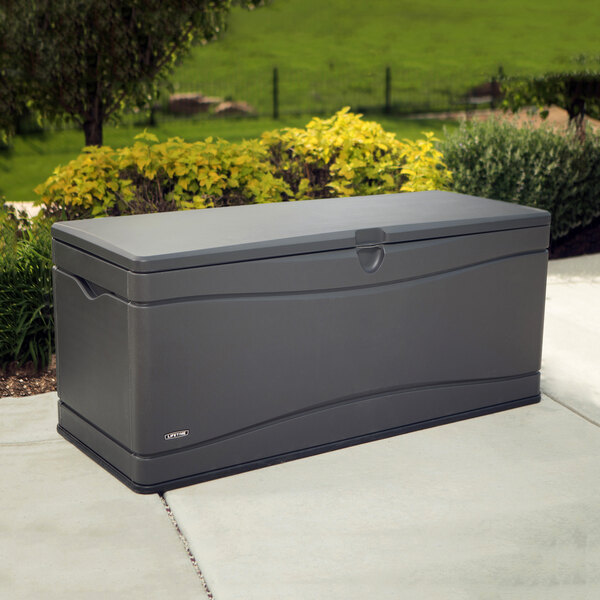 Lifetime Outdoor Storage Box (Gray) staurantStore