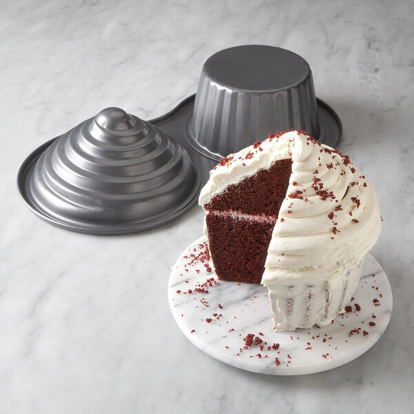 Non-Stick Giant Cupcake Pan at WebstaurantStore