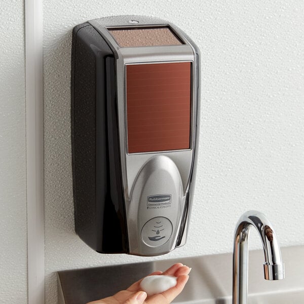 Rubbermaid 1980827 Lumecel™ 1100 mL Black / Grey Pearl Automatic Hands Free Soap Dispenser