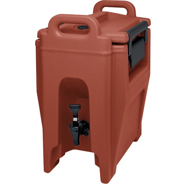 Cambro UC250402 Ultra Camtainers® 2.75 Gallon Brick Red Insulated