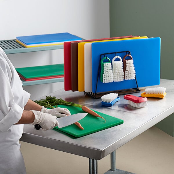 Thunder Group 18" x 12" x 1/2" 6-Board Color-Coded Cutting Board System with Rack and 6 Brushes