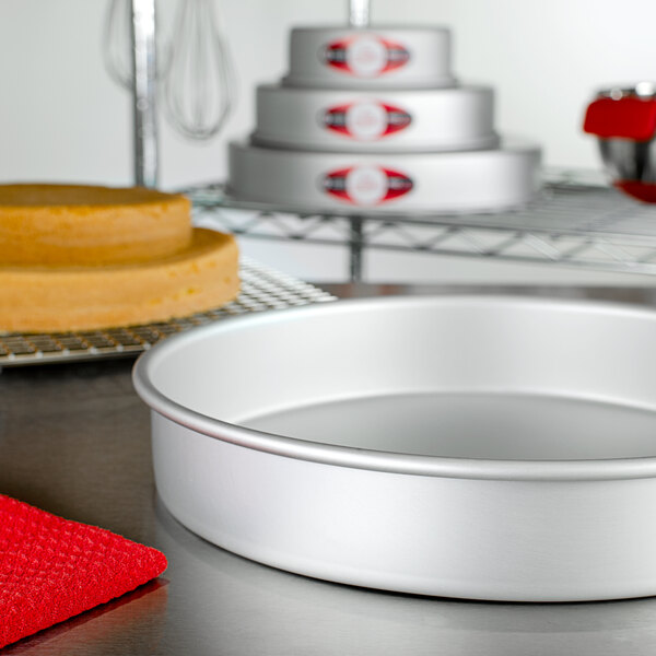 Cake Decorating Stand, 10 inch Round Aluminum