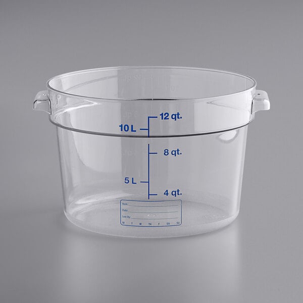 WebstaurantStore 2 Qt. (8 Cups) Clear Plastic Measuring Cup