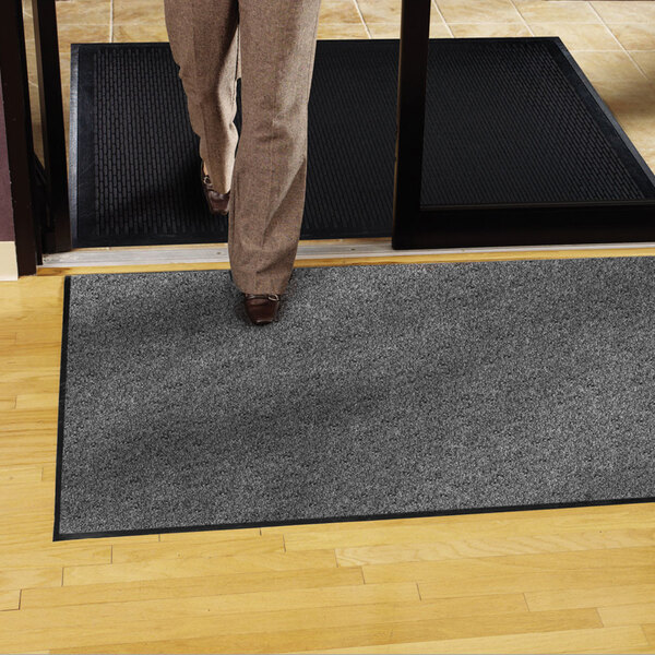 Guardian 74030530 Silver Series 36" x 60" Pepper / Salt Indoor Wiper Mat