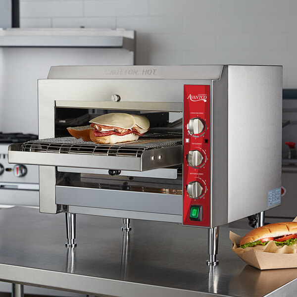 Avantco CNVYOV14D Countertop Conveyor Oven with 14" Belt 240V; 3600W