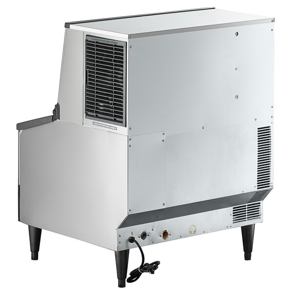 Hoshizaki KM301BWJ 30" Water Cooled Undercounter Crescent Cube Ice