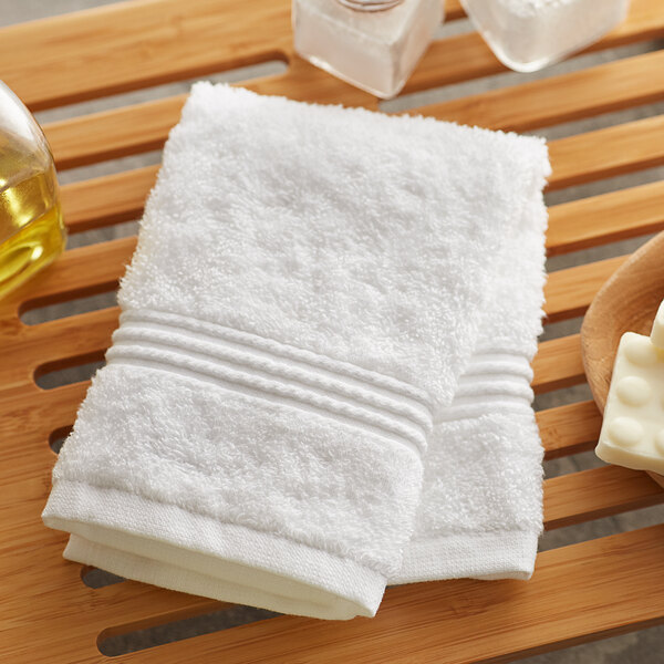 Lavex Premium 27 x 54 100% Ring-Spun Cotton Bath Towel 15 lb. - 12/Pack