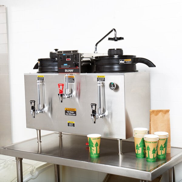 Bunn 20500.0000 U3 Twin 3 Gallon Coffee Machine Urn - 120/208V