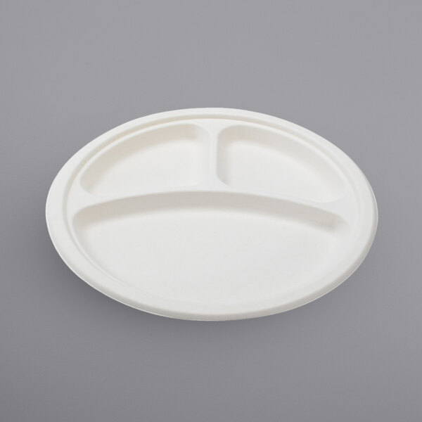 Fineline 42RP10S3 Conserveware 10" Bagasse 3 Compartment Round Plate - 500/Case