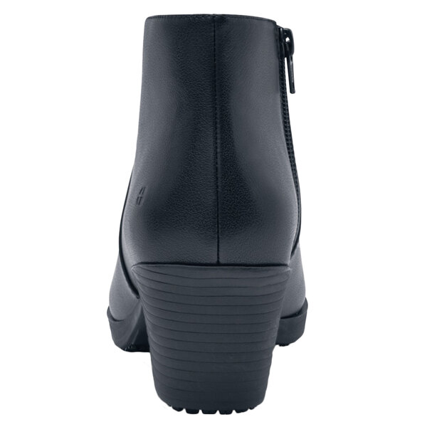 Shoes For Crews 56155 Delilah Women's Size 8 Medium Width Black WaterResistant Soft Toe Non