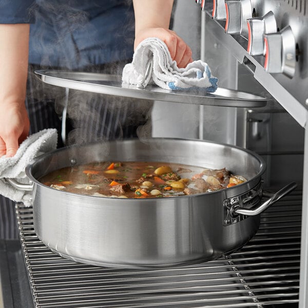 Vigor SS1 Series 12 Qt. Heavy-Duty Stainless Steel Aluminum-Clad Stock Pot  with Cover