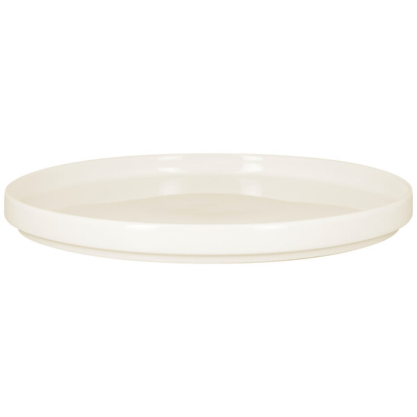 A white round RAK Porcelain lid.