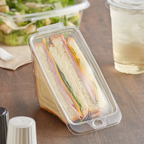 Choice 7 x 4 x 4 Clear PET Tamper-Evident Tamper-Resistant Sandwich  Wedge Container - 200/Case