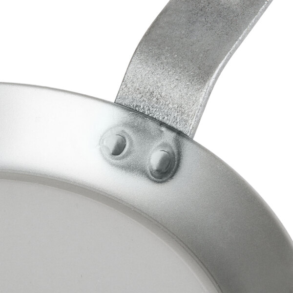 Matfer Bourgeat 062033 8 5/8" Heavy Duty Polished Black Steel Crepe Pan