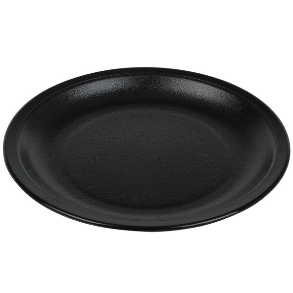 A black round Cambro polycarbonate plate with a narrow rim.