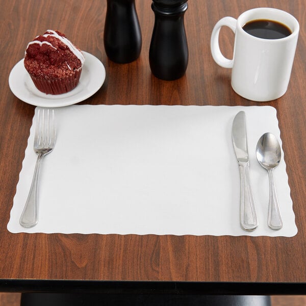 Choice 10" x 14" Off-White Colored Paper Placemat with Scalloped Edge   - 1000/Case