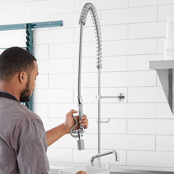 1.07 GPM PreRinse Spray Valve Assembly with 44" Hose and Grip