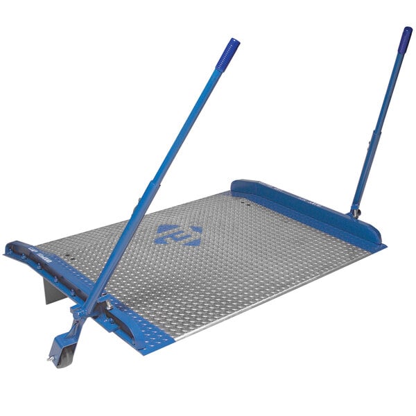 A blue metal sledge with Bluff Manufacturing blue handles.