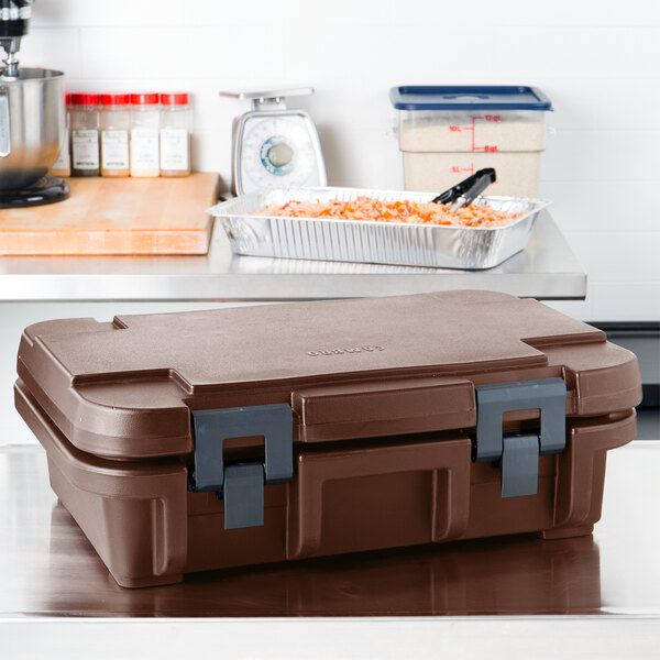 Cambro UPC140131 Camcarrier Ultra Pan Carrier® Dark Brown Top Loading 4" Deep Insulated Food Pan Carrier
