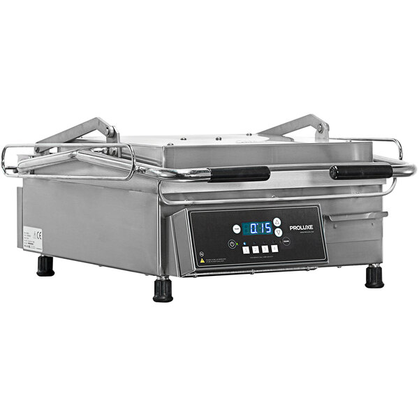 A Proluxe Vantage CS clamshell sandwich grill with smooth plates on a counter in a professional kitchen.