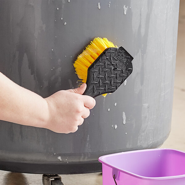 Quickie 227ZQK 8 1/2" Gong Brush with Poly Fiber Bristles