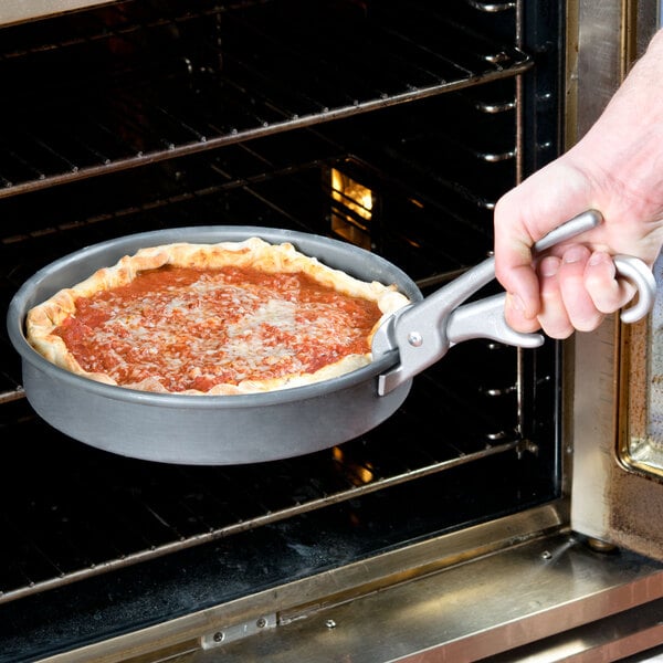 Kitchen Multifunction Premium Pizza Pan Gripper Cast Aluminum Anti-hot Clip Tool 