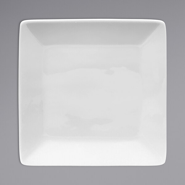 A white square Oneida Tundra warm white china plate with a square edge.