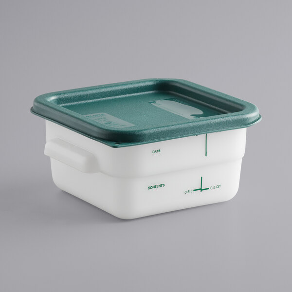 Vigor 2 Qt. Clear Round Polycarbonate Food Storage Container and Green Lid