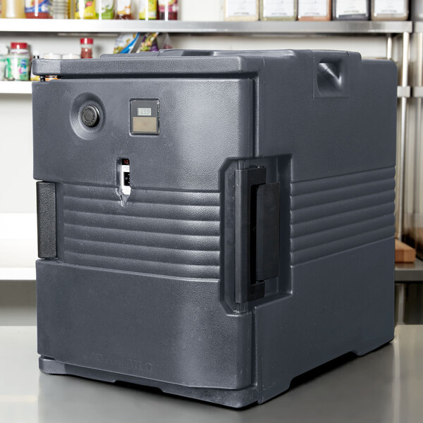 Cambro Ultra Pan Carrier® Granite Gray Front Loading Insulated Electric (110V, degrees F) Food Pan Carrier - 6 Full-Size Pan Max Capacity