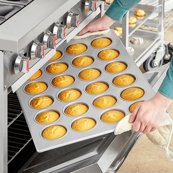HUBERT® 5 oz Aluminized Steel 24 Cup Large Muffin Pan with Silicone Glaze -  17 7/8L x 25 7/8W x 1 1/4D