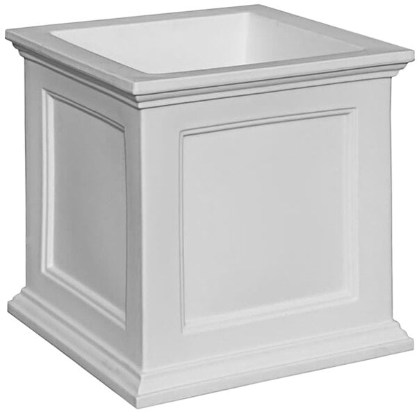 A white square Mayne Fairfield planter with a square base.