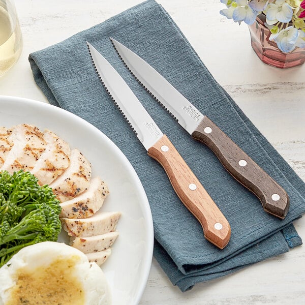 Steak Knife 5 (12.7 cm) Olive Wood Handle - Mercer Culinary