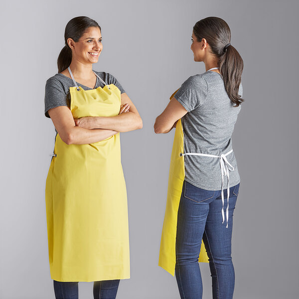 Choice Yellow 8 Mil Lightweight Vinyl Dishwasher Apron 40" x 26"